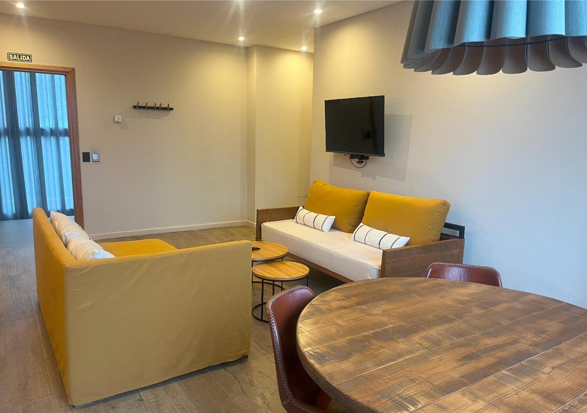 Gluck Patagonia Aparts Apartahotel Villa La Angostura